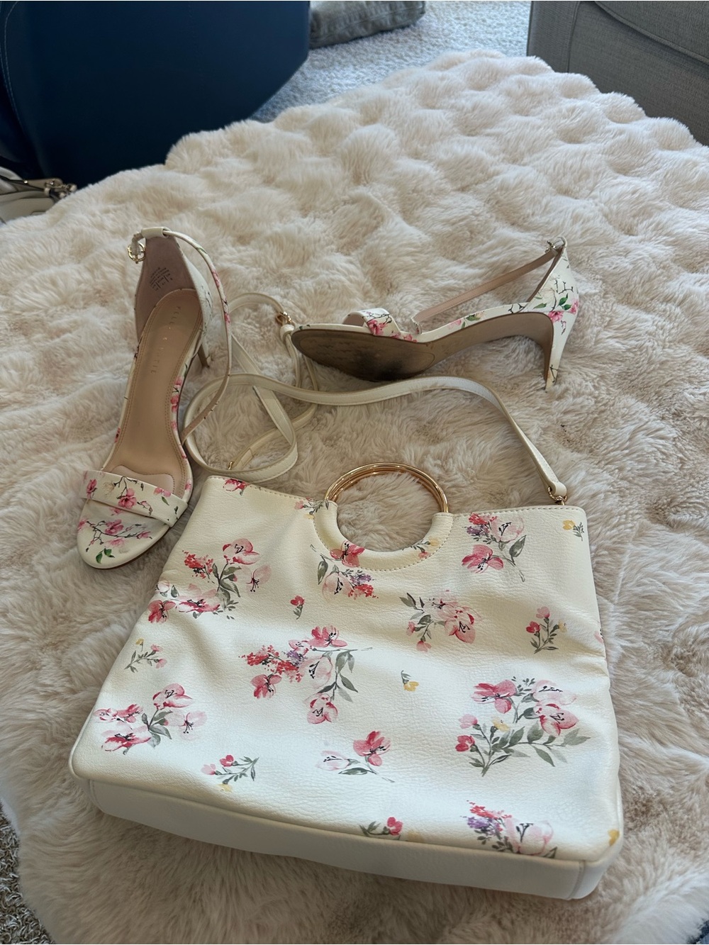 Floral Print Ivory Crossbody Bag with Gold Ring Handle and shoes - Picture 2 of 15